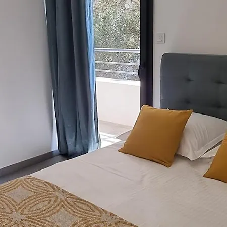 De 2 Avec Vue Sur La Mer Et Wifi A Vecchio A 5 Km De La Plage Porto-Vecchio (Corsica)